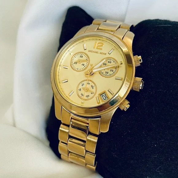 Michael Kors | Accessories | Michael Kors Mini Runway  display picture 2
